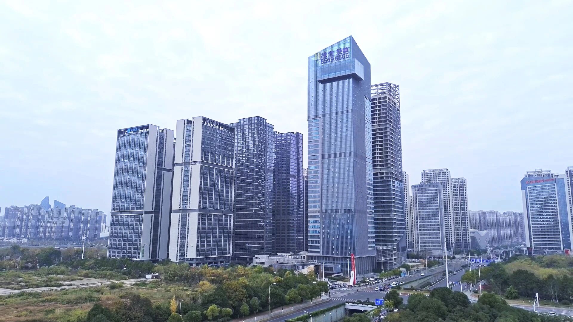 绿地长沙城际空间站OPC社区 - 1